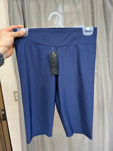 Cargar imagen en el visor de la galería, Short Biker Largo
